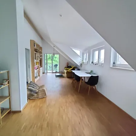 N13 Living Apartment